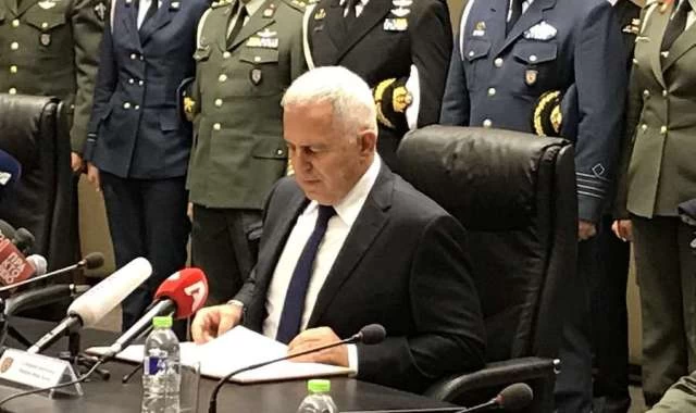 Θέμα ωρών οι κρίσεις στις ΕΔ – Όλα τα σενάρια για τον νέο Α/ΓΕΕΘΑ